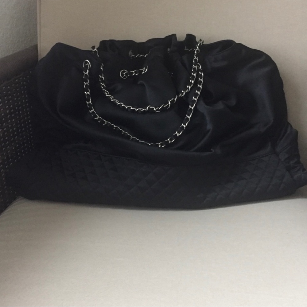 Chanel cabas melrose